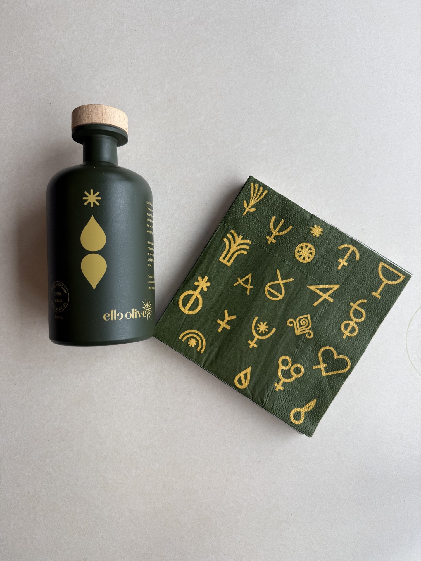 Extra Virgin Olive Oil + Napkin - Green